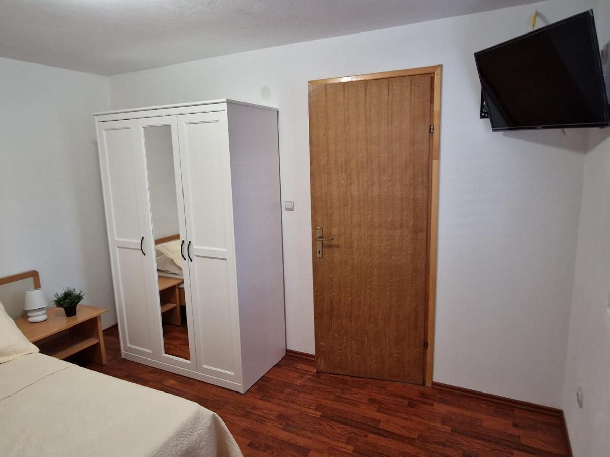 Apartment Misic Rtina Εξωτερικό φωτογραφία