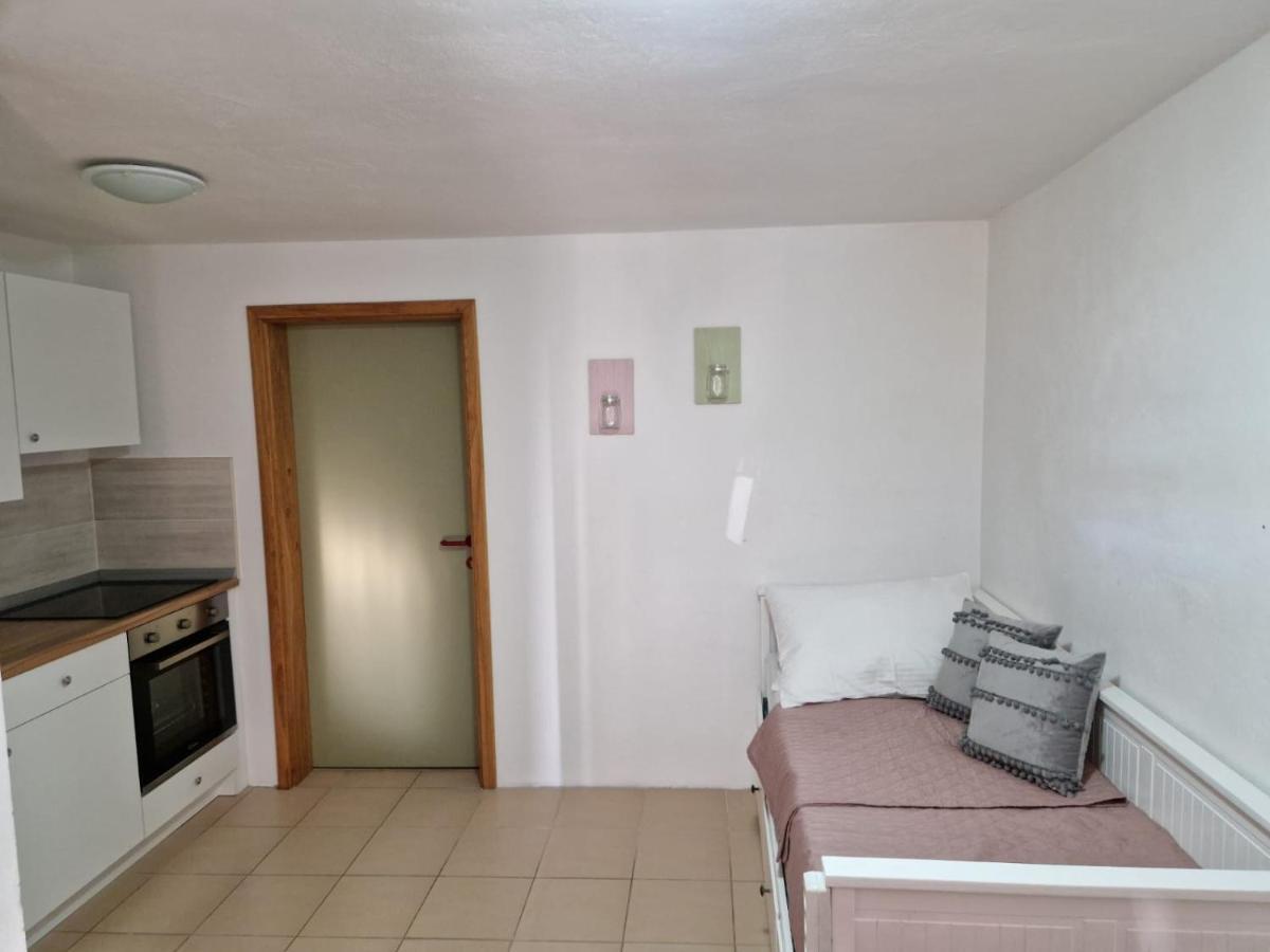 Apartment Misic Rtina Εξωτερικό φωτογραφία
