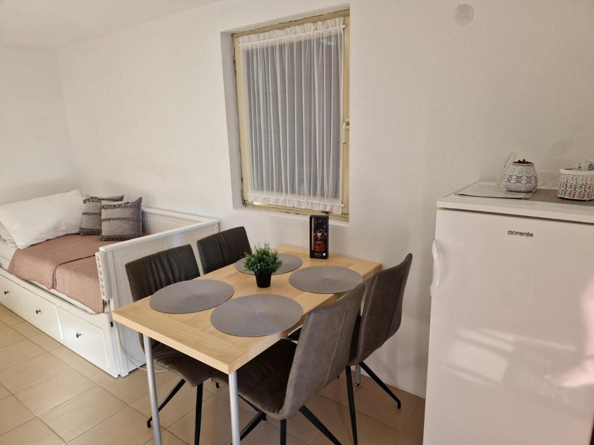 Apartment Misic Rtina Εξωτερικό φωτογραφία