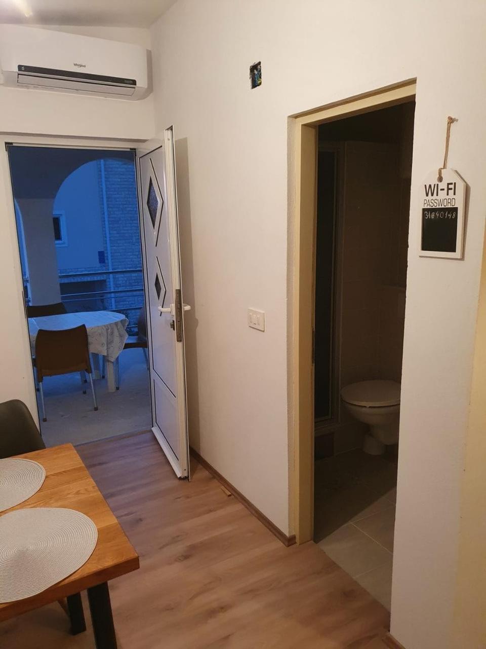 Apartment Misic Rtina Εξωτερικό φωτογραφία
