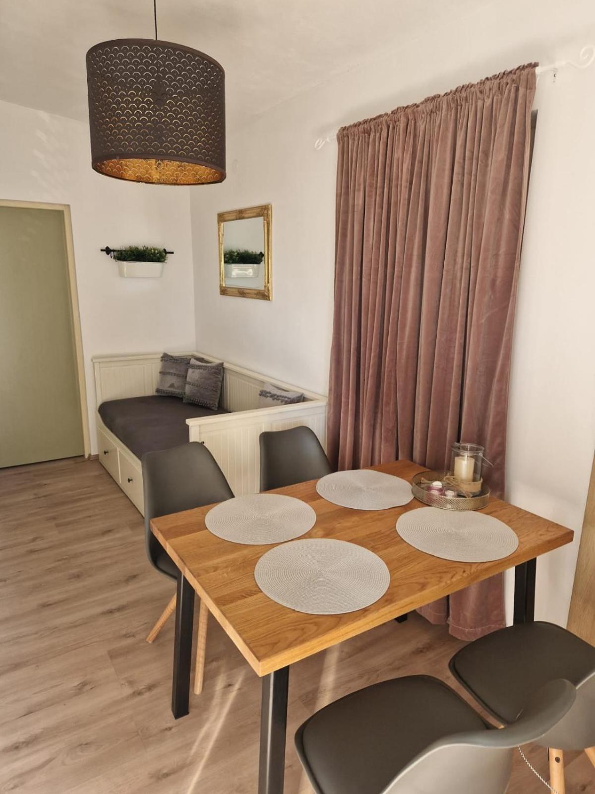 Apartment Misic Rtina Εξωτερικό φωτογραφία